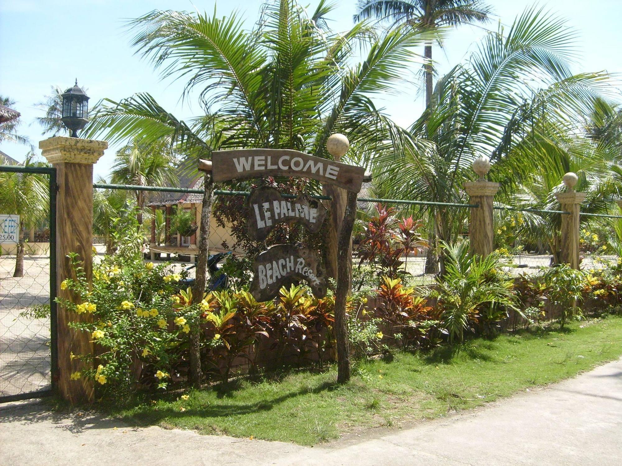 Le Palme Beach Resort Pandan Exterior foto