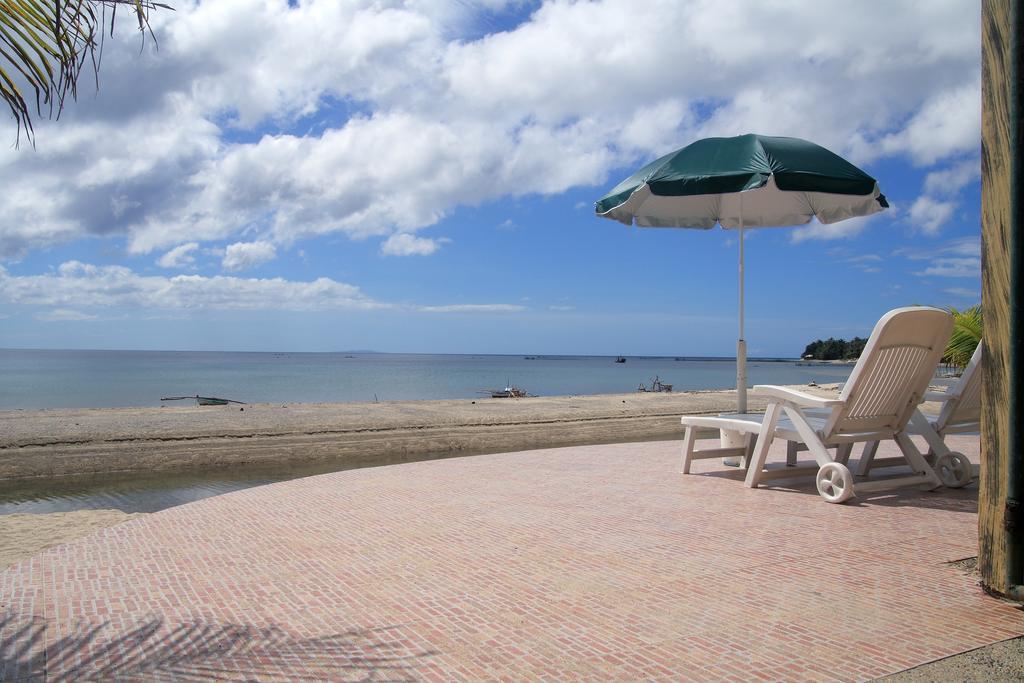 Le Palme Beach Resort Pandan Exterior foto